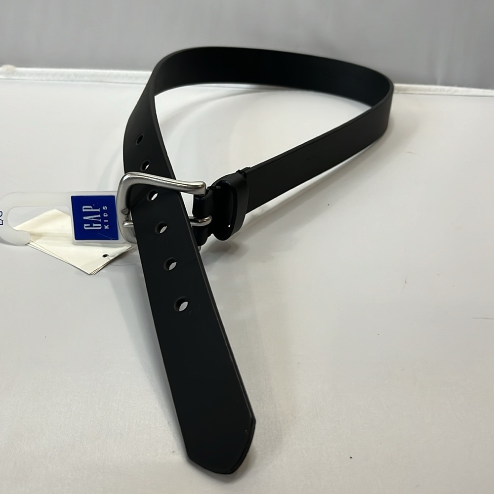 NWT Gap Kids Boys Large 10 Black Bonded Leather Black Belt